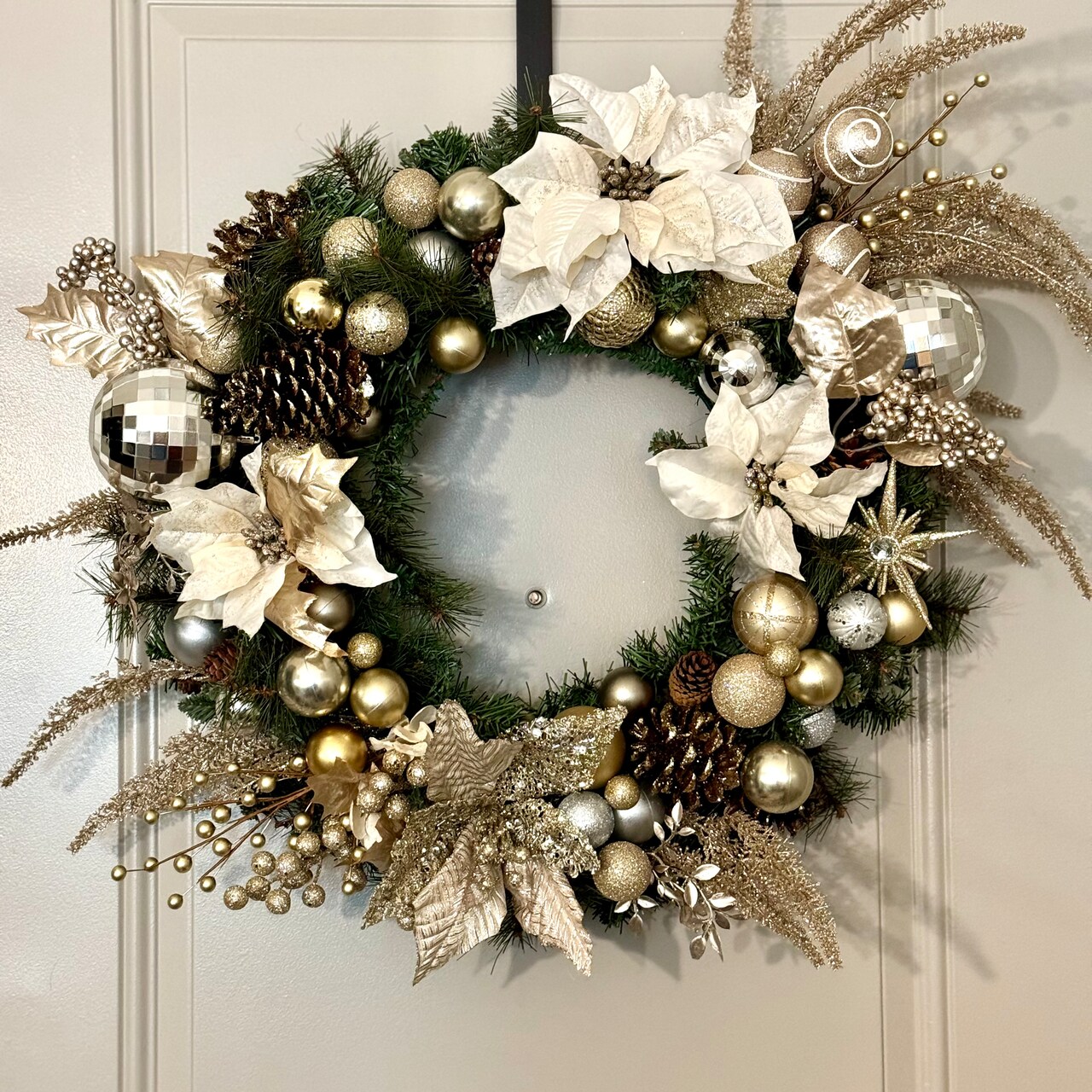Homemade Holiday Wreath Craft Featuring Krazy Glue
